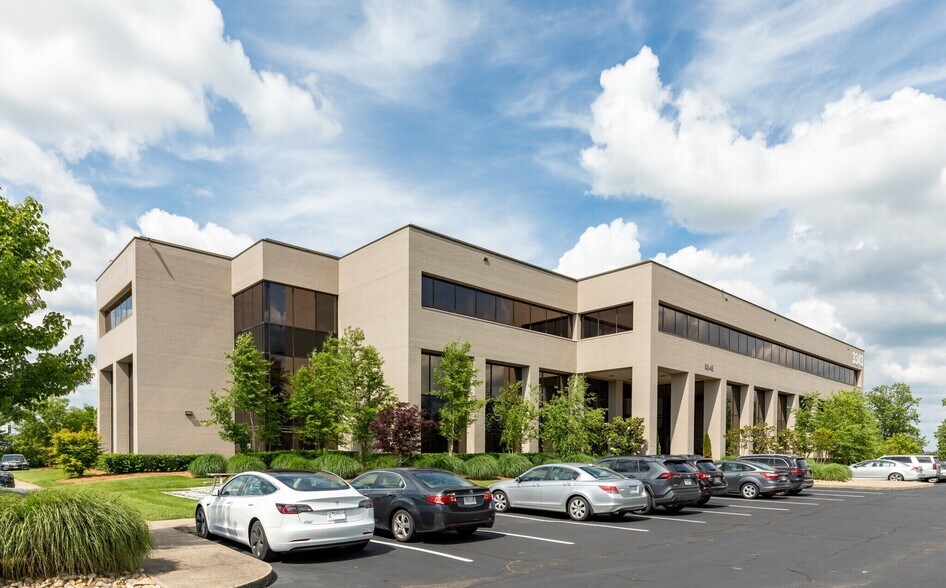 More Photos Of 3343 Perimeter Hill Dr, Nashville Office For Lease