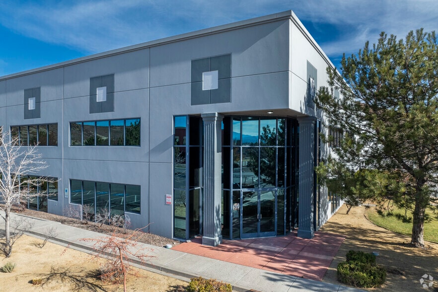 More Photos Of 8770 Technology Way, Reno Distribution For Lease