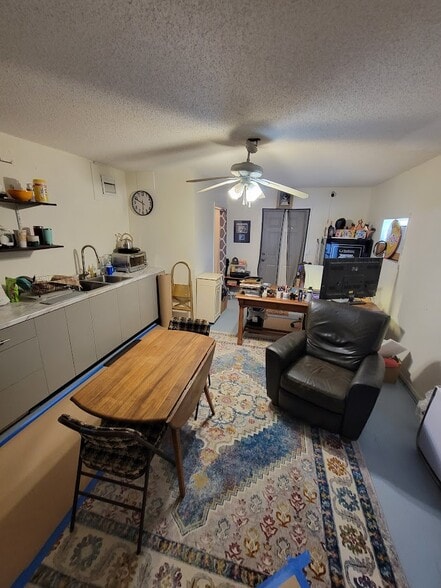 More Photos Of 5205 Haines Rd, Saint Petersburg Flex For Sale