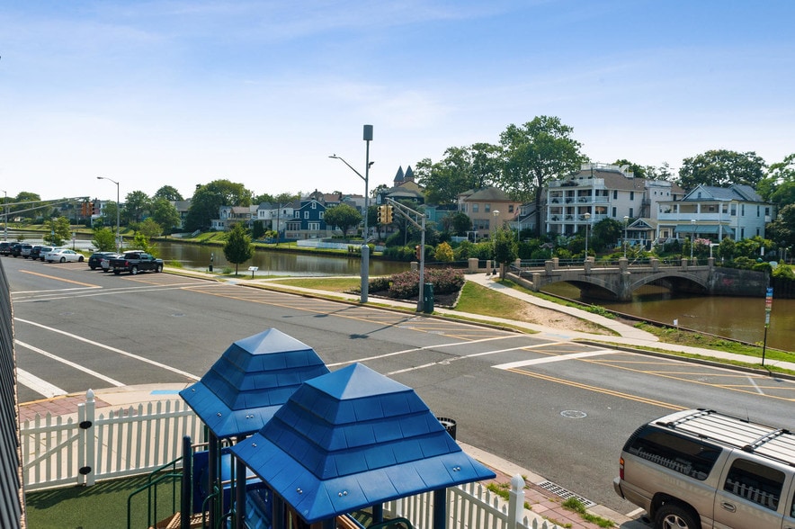 More Photos Of 601 Lake Ave, Asbury Park Office Residential For Lease
