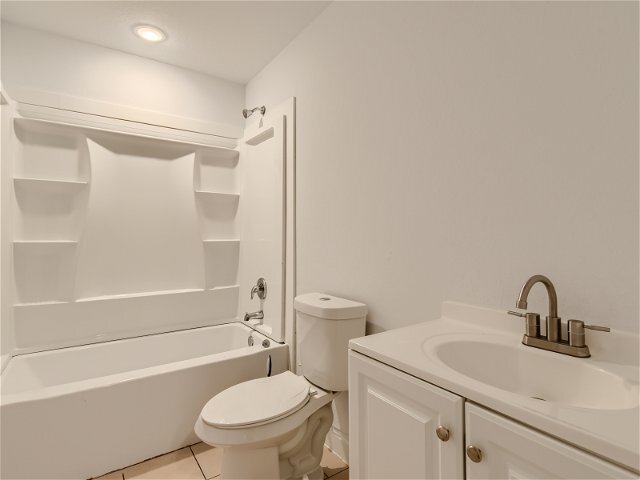 More Photos Of 1522 South Elmendorf St, San Antonio Apartments For Sale