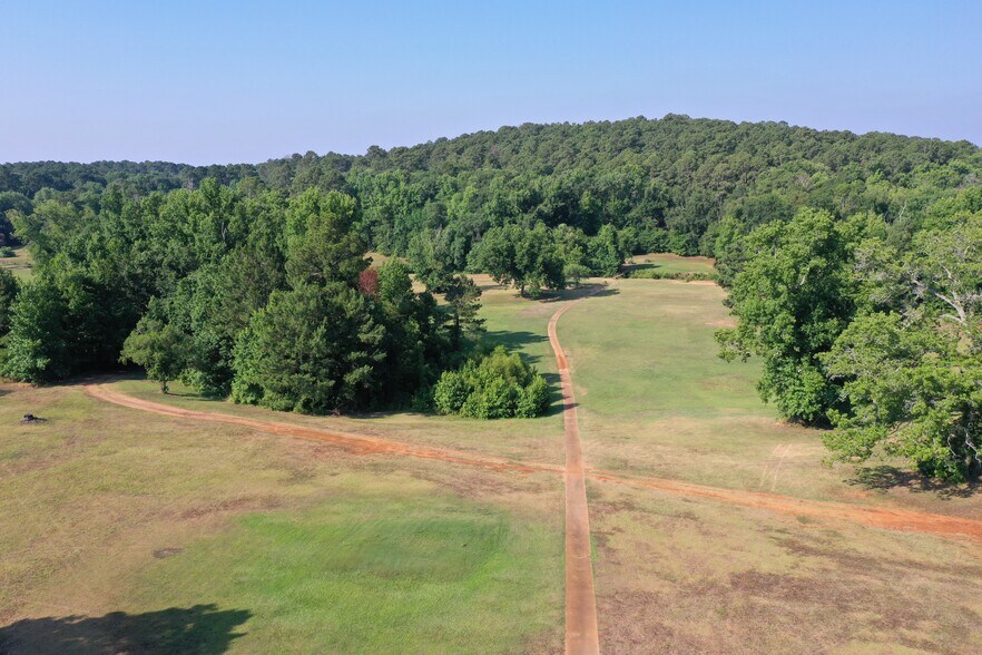 More Photos Of 2330 Country Club Rd, Palestine Land For Sale