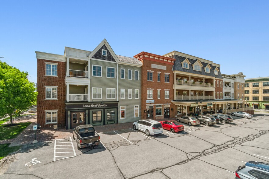 More Photos Of 601-637 Genesee St, Delafield Apartments For Sale