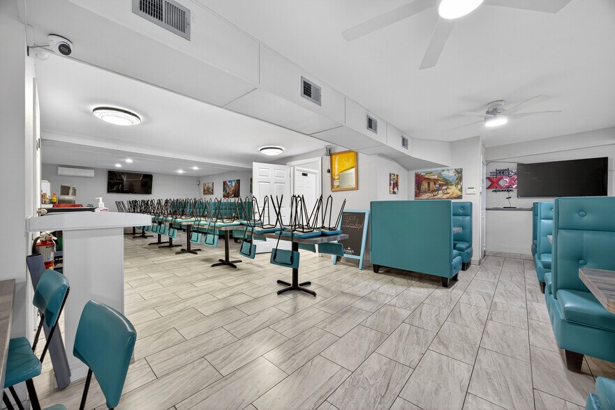 More Photos Of 4350 Augusta Rd, Lexington Restaurant For Sale