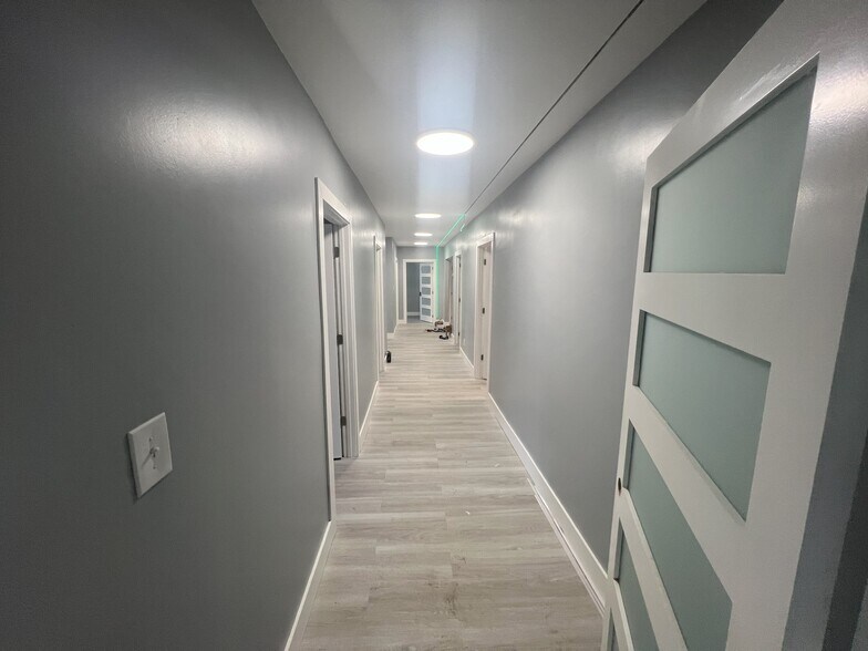 More Photos Of 31722 State Road 52, San Antonio Medical For Sale