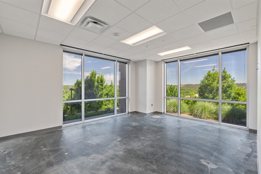 More Photos Of 3700 N Capital Of Texas Hwy, Austin Office For Lease