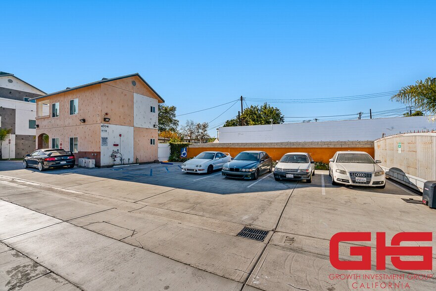 More Photos Of 4704 Florence Ave, Bell Apartments For Sale