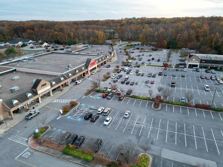 More Photos Of 3211-3295 Solomons Island Rd, Edgewater Unknown For Lease