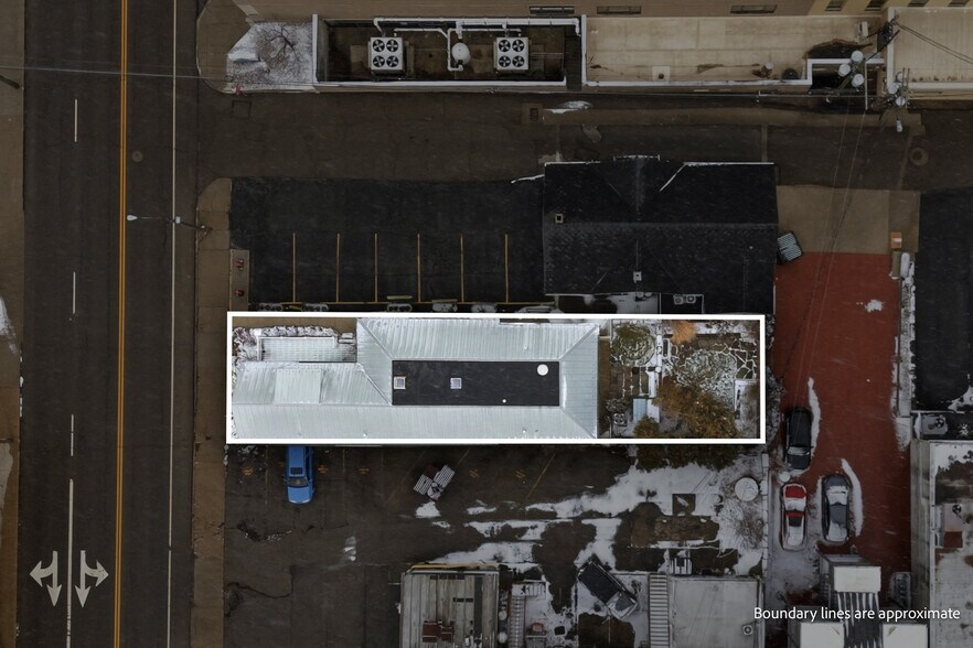 More Photos Of 20 N Mulberry St, Mansfield Office For Sale