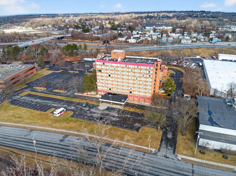 More Photos Of 3 Watervliet Avenue Ext, Albany Hotel For Sale