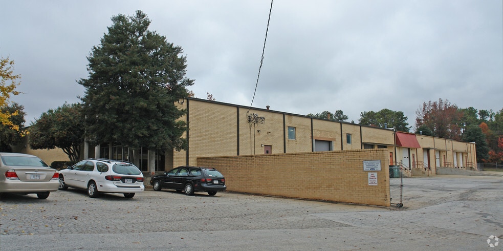 More Photos Of 5053 Chatooga Dr, Lithonia Warehouse For Sale