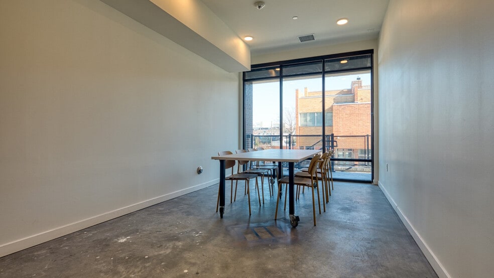 More Photos Of 225 W Olney Rd, Norfolk Apartments For Sale