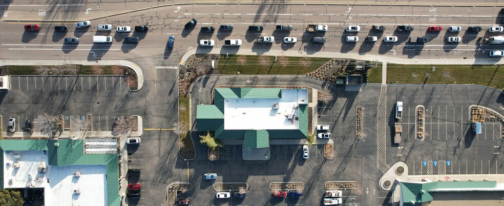 More Photos Of 3314 E Chinden Blvd, Eagle Restaurant For Lease