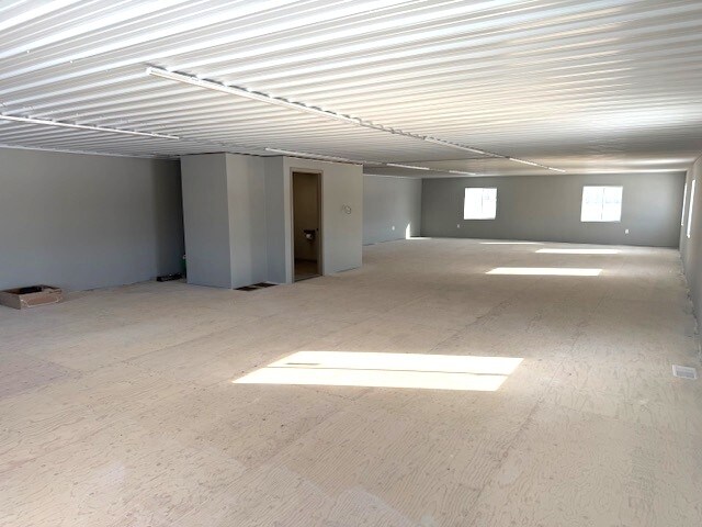 More Photos Of 16651 Polk St NE, Ham Lake Warehouse For Sale