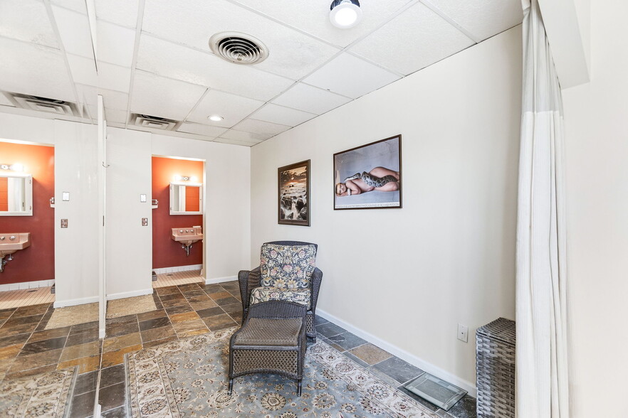 More Photos Of 96 Haarlem Ave, White Plains Office For Sale