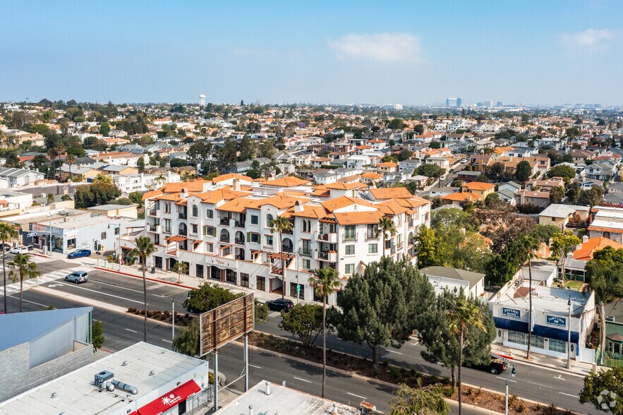 More Photos Of 2001 Artesia Blvd, Redondo Beach Coworking Space