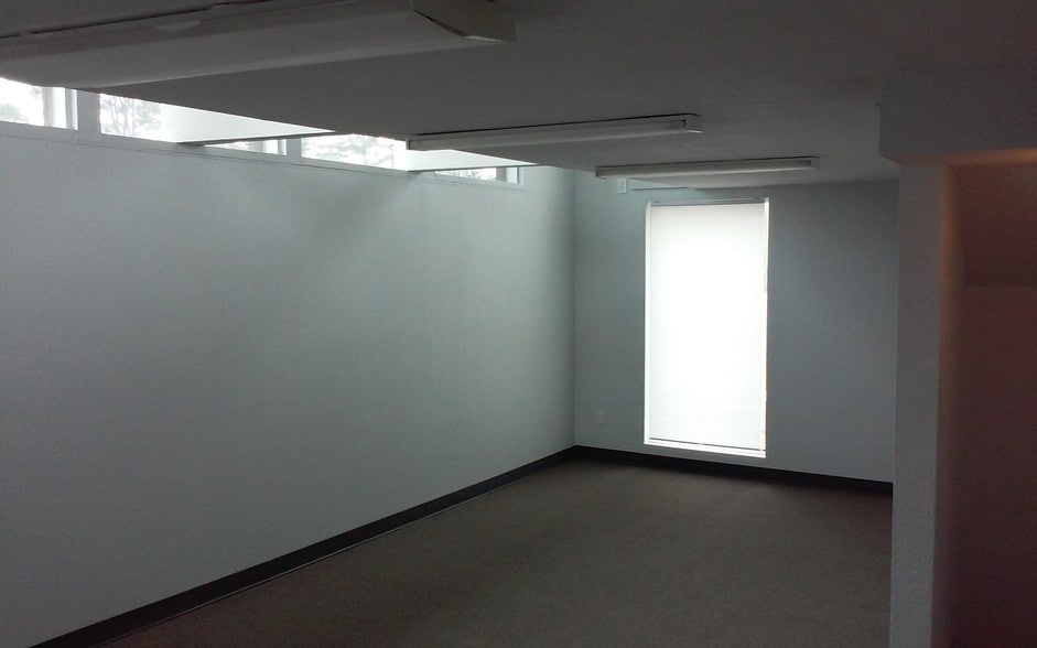 More Photos Of 4051 Jeffco Blvd, Arnold Loft Creative Space For Lease