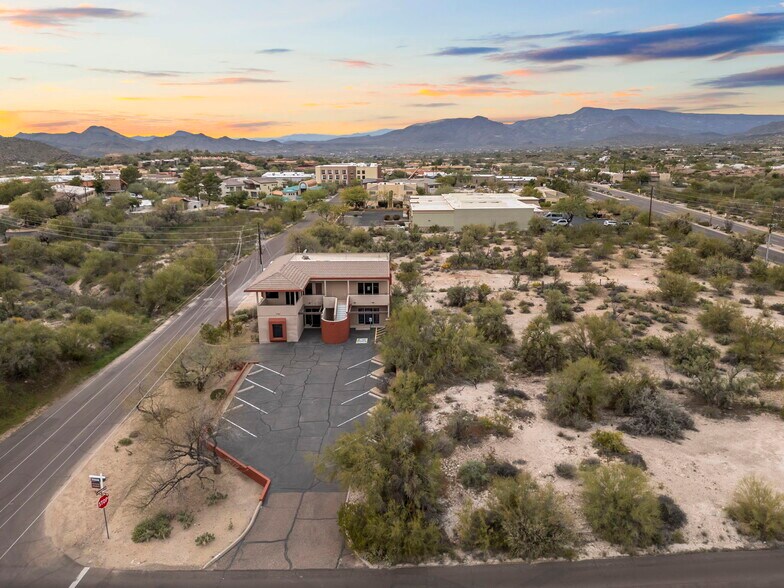 More Photos Of 7530 E Nonchalant Ave, Carefree Medical For Sale