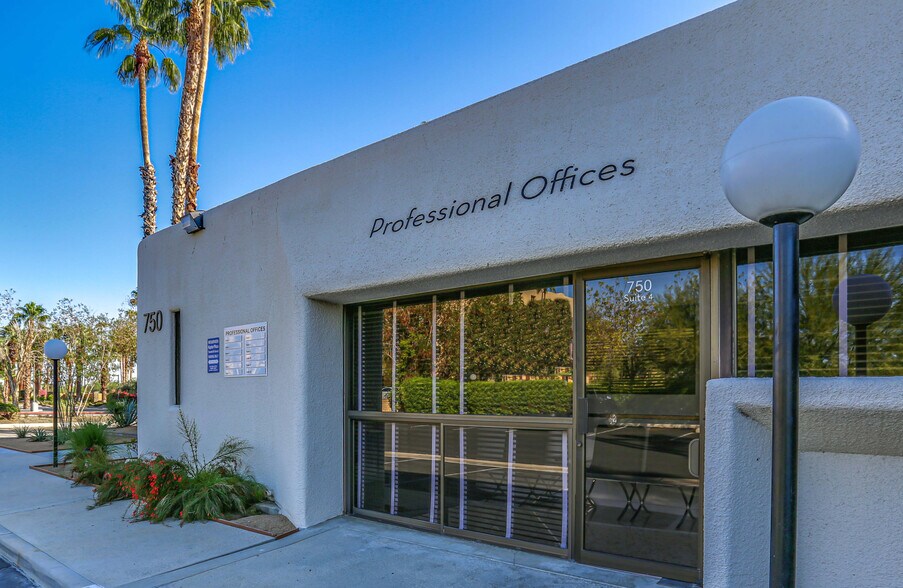More Photos Of 750 E Tahquitz Canyon Way, Palm Springs Office For Lease