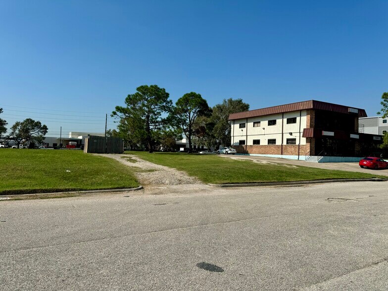 More Photos Of 3116 Telge St, Houston Land For Sale