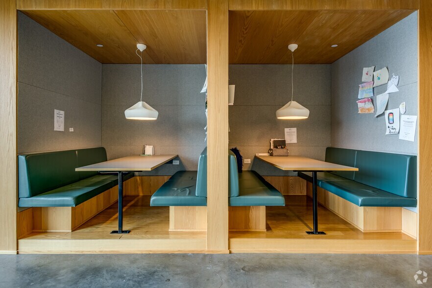 More Photos Of 1433 N Water St, Milwaukee Coworking Space