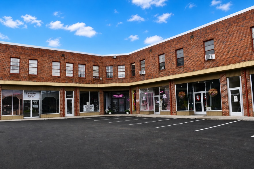 Primary Photo Of 1607 Bland St, Bluefield Storefront Retail Office For Sale