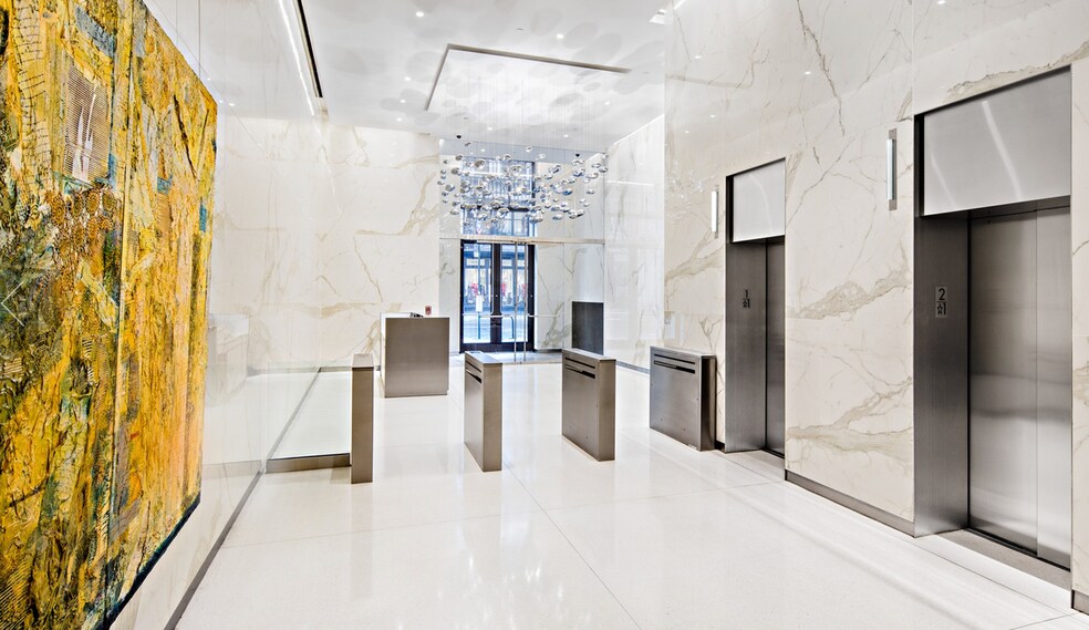More Photos Of 114-116 Fifth Ave, New York Office For Lease