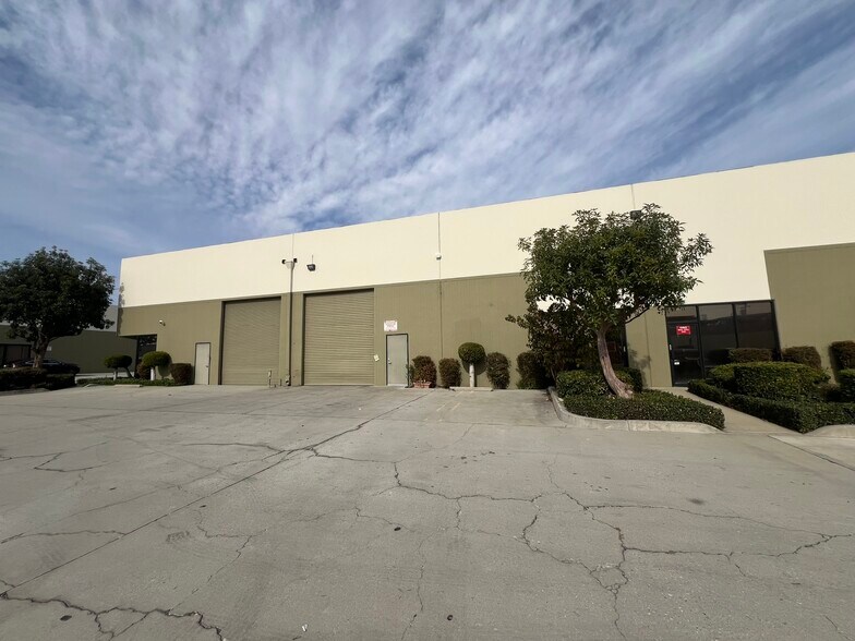 More Photos Of 4455-4487 Rowland Ave, El Monte Warehouse For Lease