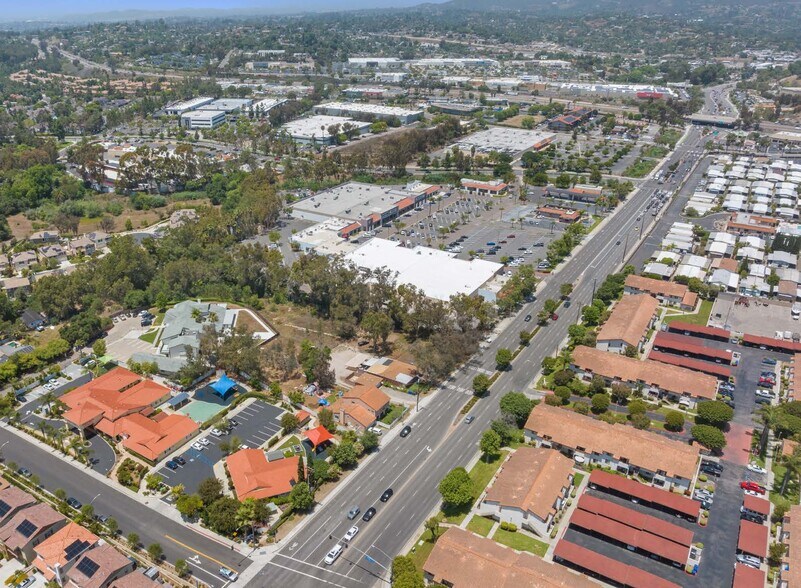 More Photos Of 867 Sycamore Ave, Vista Daycare Center For Lease
