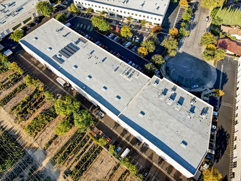 More Photos Of 15853 Monte St, Sylmar Distribution For Sale