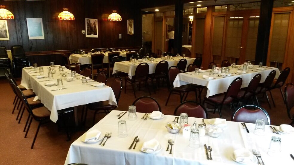 More Photos Of 9 Willow St, Oswego Restaurant For Sale
