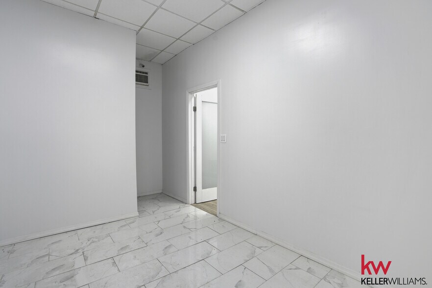 More Photos Of 1845 Rockaway Pky, Brooklyn Office For Lease