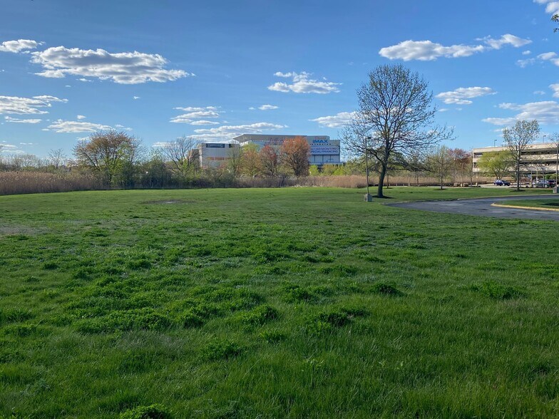 More Photos Of 50 Quannapowitt, Wakefield Land For Sale