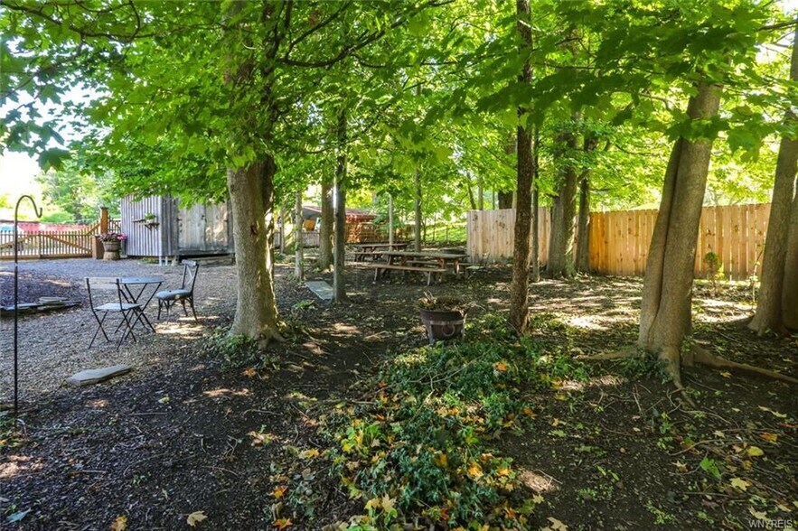 More Photos Of 644 Oakwood Ave, East Aurora Restaurant For Sale