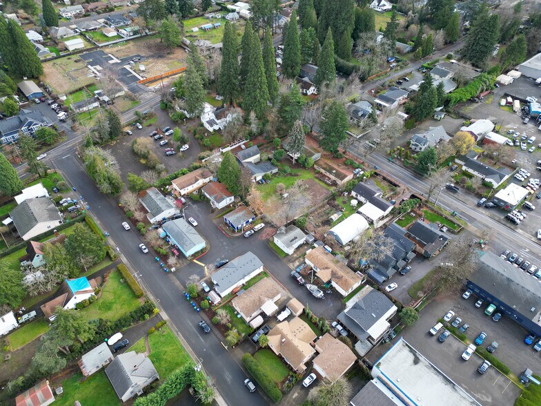 More Photos Of 3016 SE Holly Ave, Milwaukie Manufactured Housing Mobile Home Park For Sale