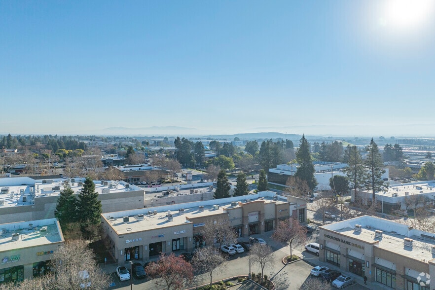 More Photos Of 46292 Warm Springs Blvd, Fremont Freestanding For Sale