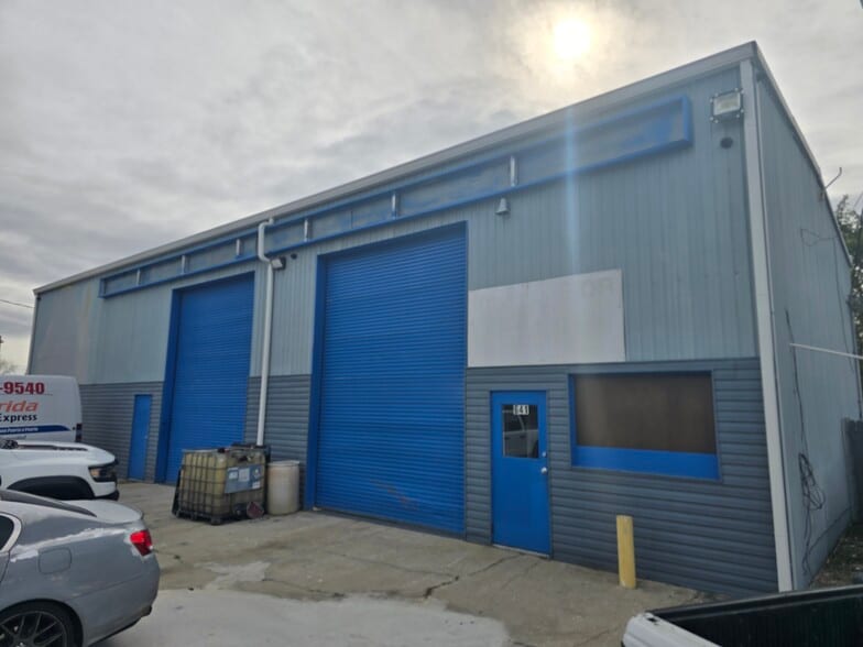 More Photos Of 638 Hewett Dr, Orlando Industrial For Sale