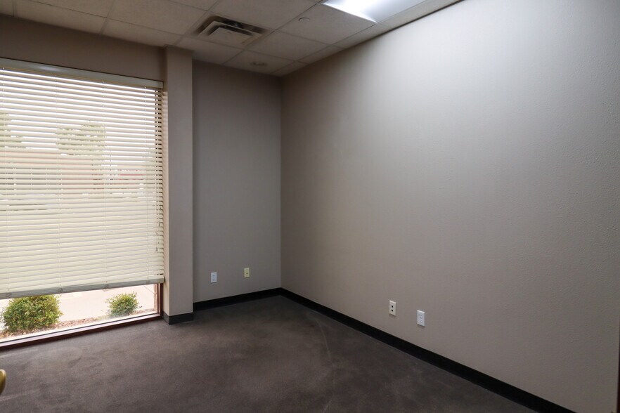 More Photos Of 335 E Saint George Blvd, Saint George Medical For Lease