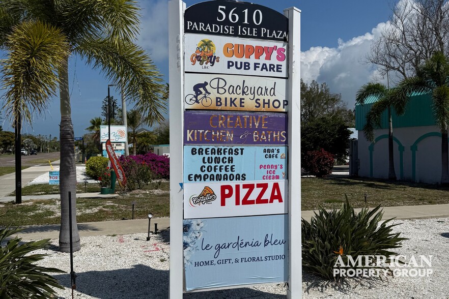 More Photos Of 5610 Gulf of Mexico Dr, Longboat Key Restaurant For Sale