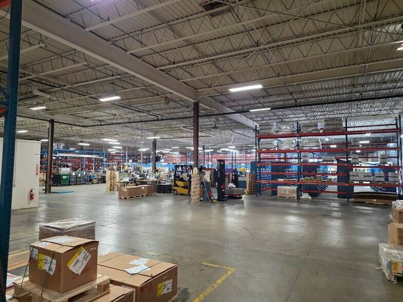 More Photos Of 300 Airport Rd, Ames Warehouse For Sale