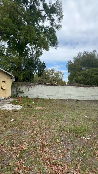 More Photos Of 1506 E Dr Martin Luther King Jr Blvd, Tampa Service For Sale