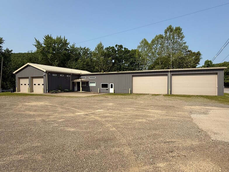 More Photos Of 805 Atlantic Ave, Franklin Light Manufacturing For Sale