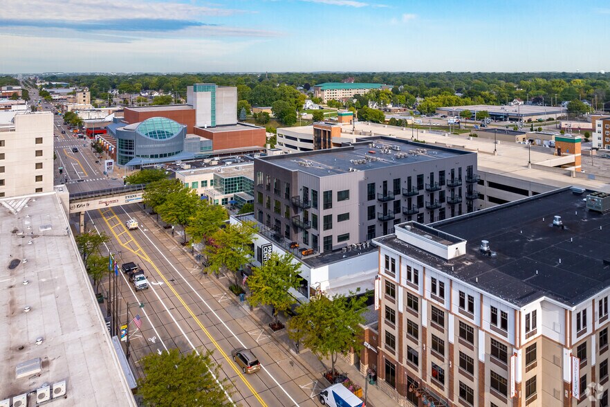 More Photos Of 318 W College Ave, Appleton Apartments For Lease
