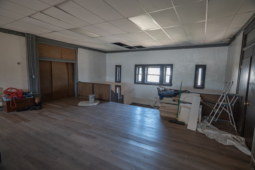 More Photos Of 401 E Broadway St, Muskogee Lodge Meeting Hall For Sale