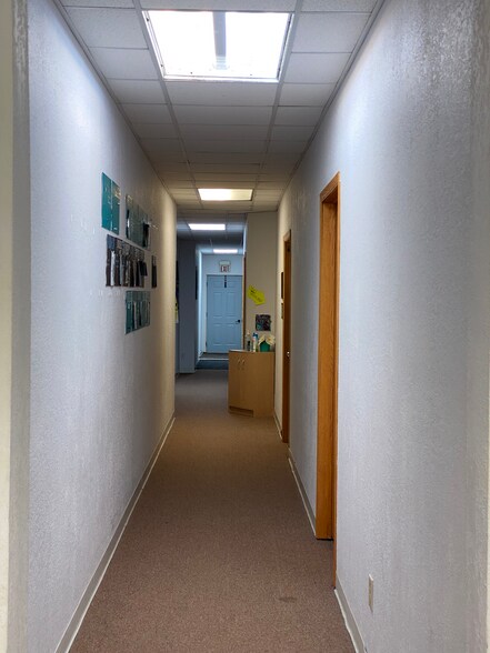 More Photos Of 6382 Main St, North Branch Storefront Retail Office For Lease