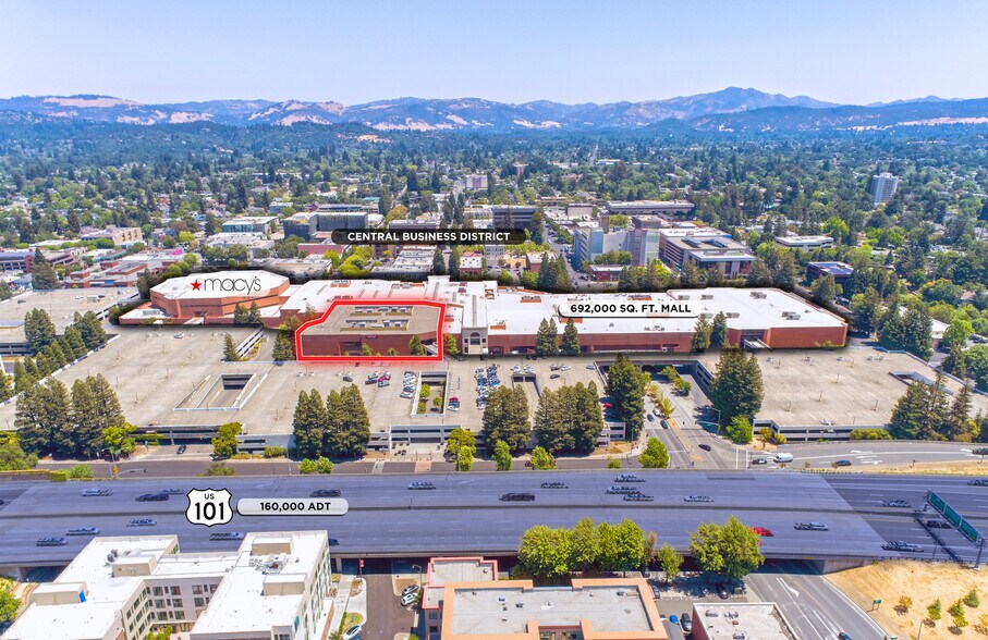 More Photos Of 600 Santa Rosa Plz, Santa Rosa Department Store For Lease