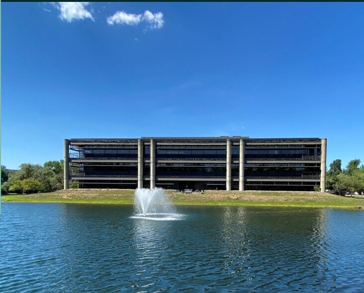 More Photos Of 500 Alexander Park, Princeton Office For Lease