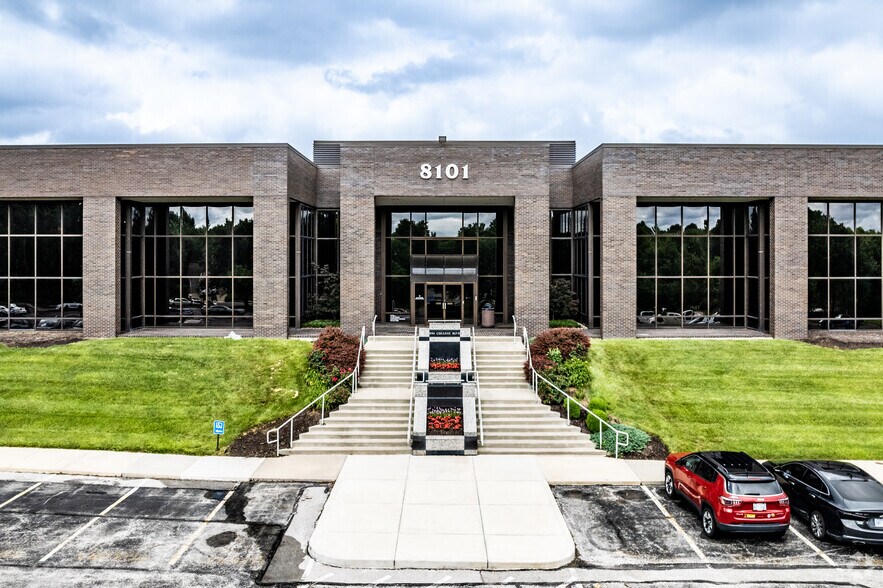 More Photos Of 8101 College Blvd, Overland Park Coworking Space