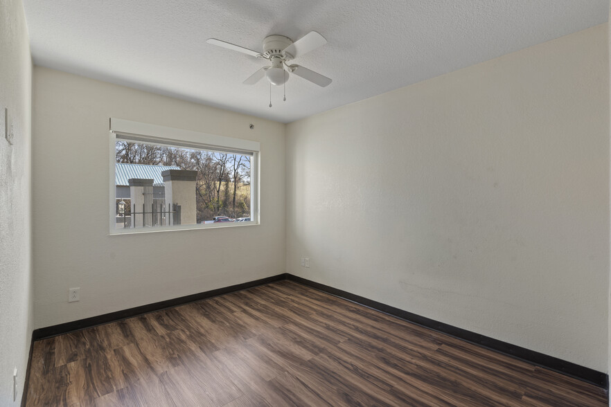 More Photos Of 2425 Atrium Way, Nashville Apartments For Sale