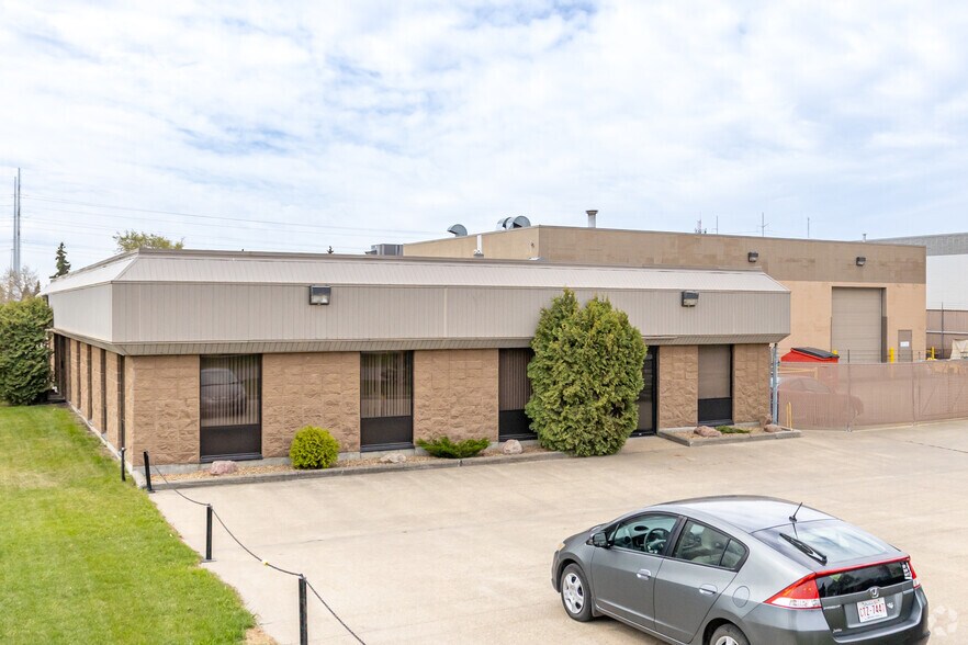 More Photos Of 17890 106th Ave NW, Edmonton Unknown For Lease